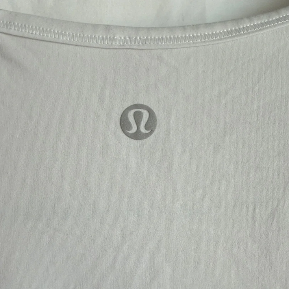 Lululemon Strong Rays Short Sleeve white size 4 - Picture 9 of 11